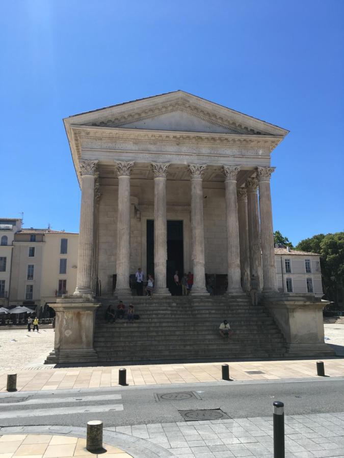 La Chambre Haute Et Son Spa Nimes Exterior foto