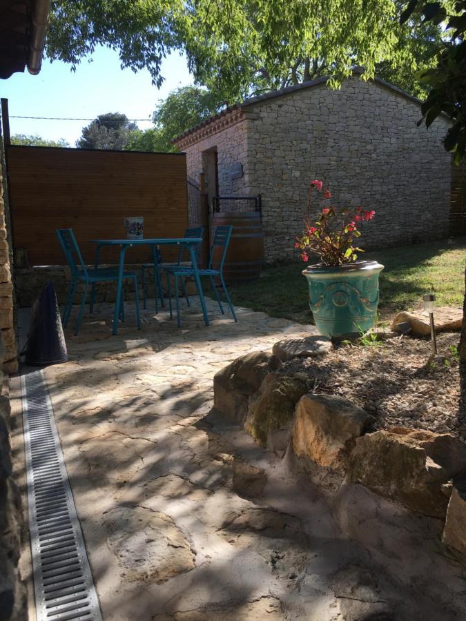 La Chambre Haute Et Son Spa Nimes Exterior foto