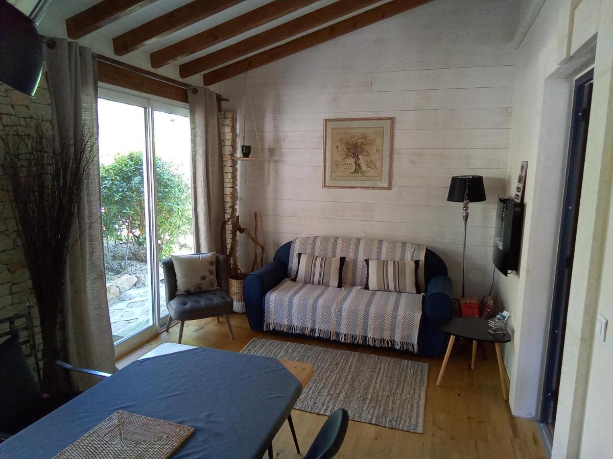 La Chambre Haute Et Son Spa Nimes Exterior foto