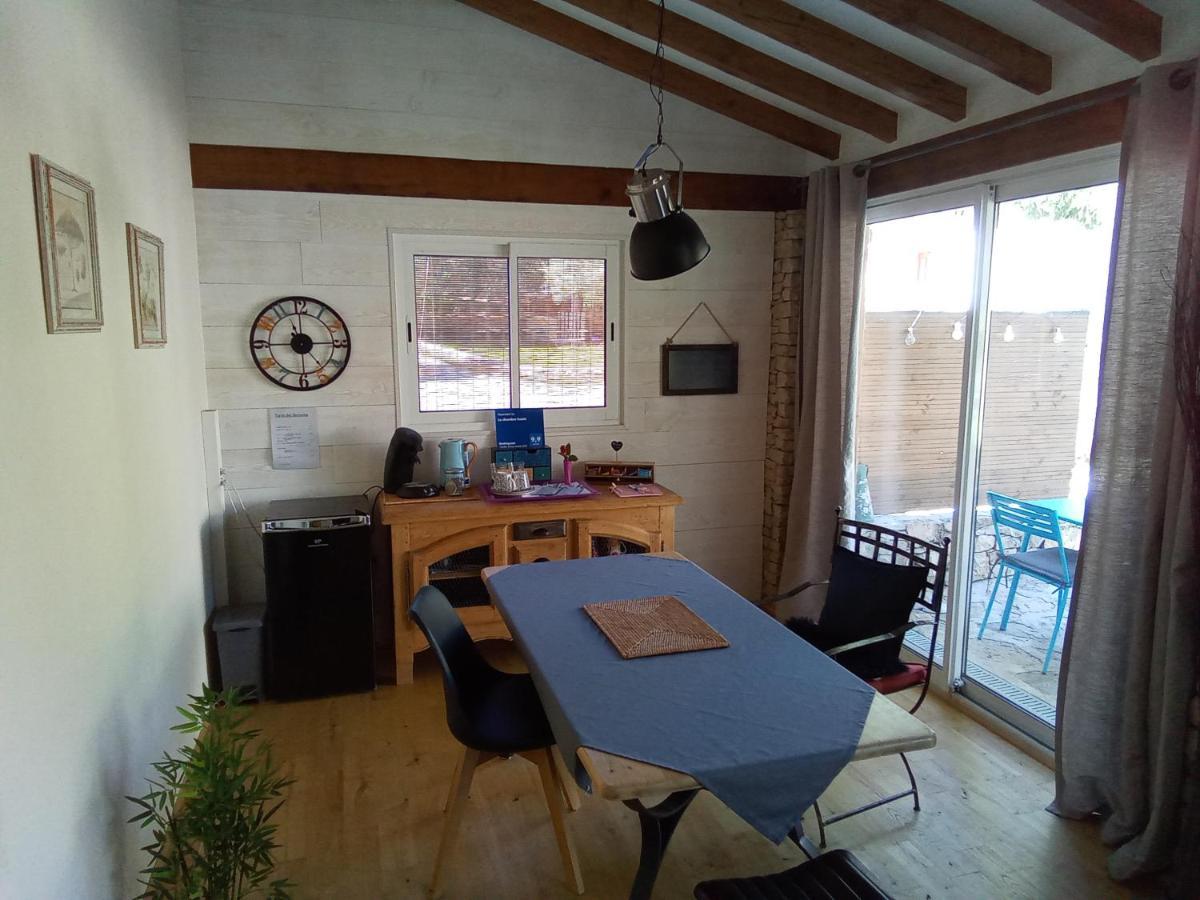 La Chambre Haute Et Son Spa Nimes Exterior foto