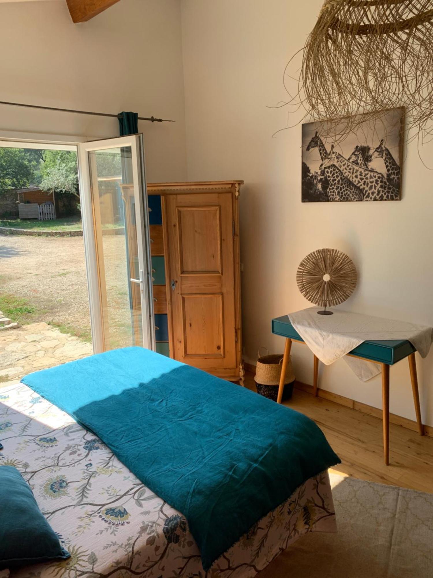 La Chambre Haute Et Son Spa Nimes Exterior foto