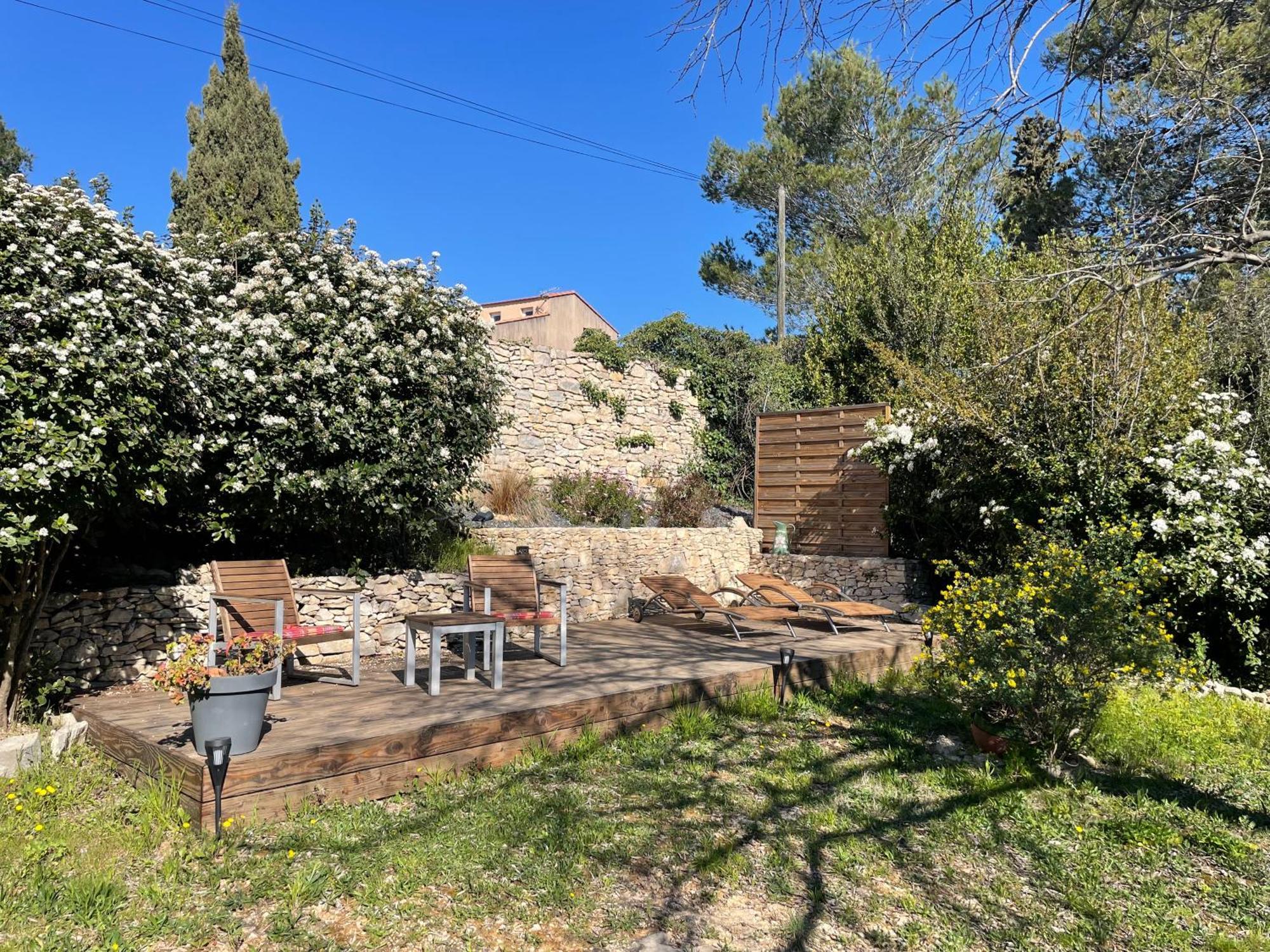 La Chambre Haute Et Son Spa Nimes Exterior foto